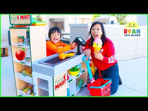 Ryan Pretend Play Grocery Store Shopping Super Market Toys! - Популярные видеоролики рунета